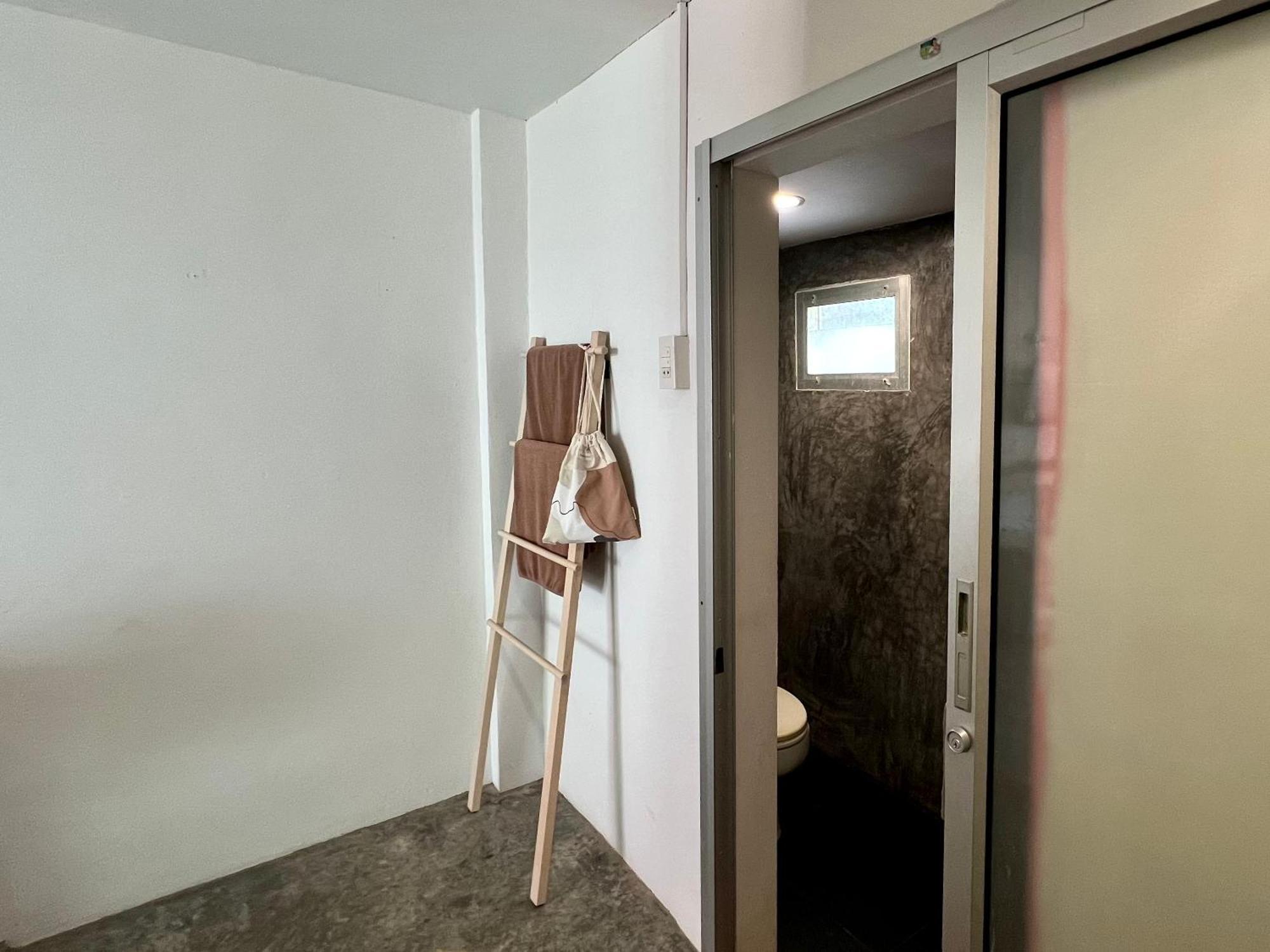 Sawaddeethaweesuk At Kohlarn Apartman Szoba fotó