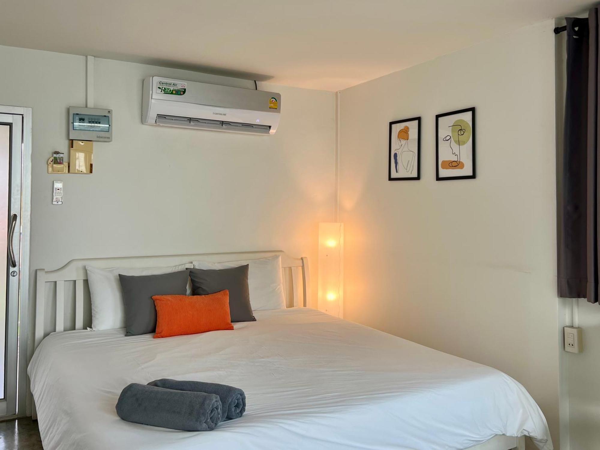 Sawaddeethaweesuk At Kohlarn Apartman Szoba fotó