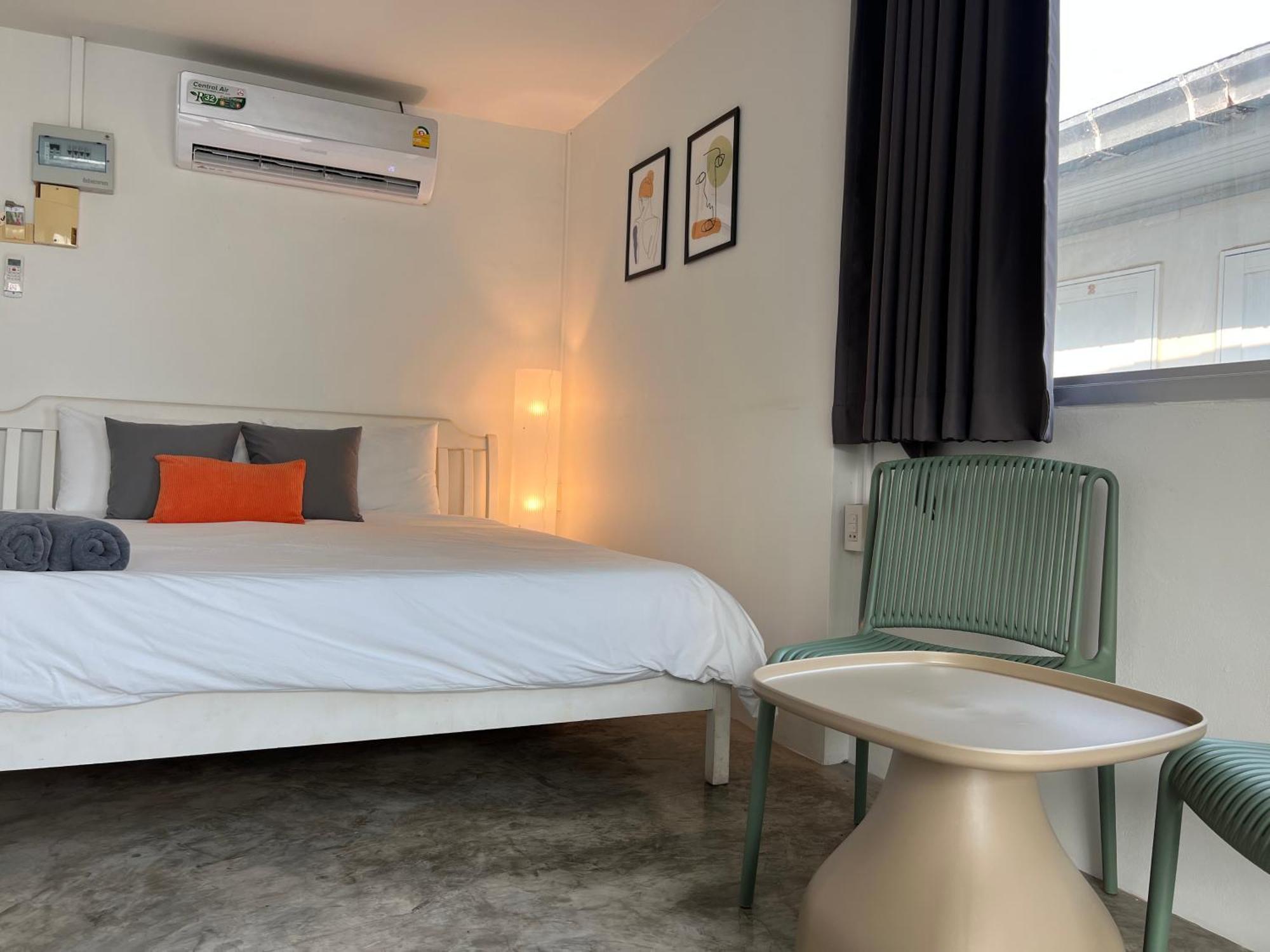 Sawaddeethaweesuk At Kohlarn Apartman Szoba fotó
