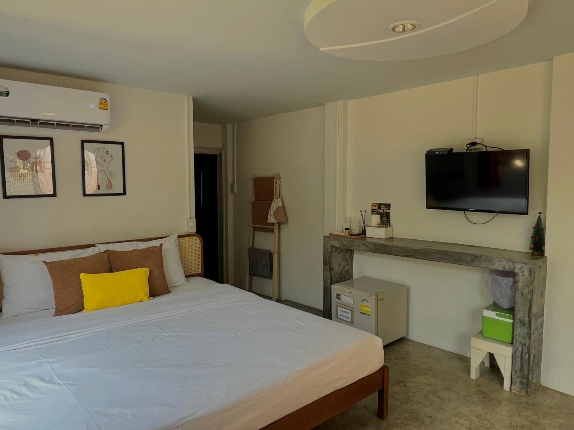Sawaddeethaweesuk At Kohlarn Apartman Szoba fotó