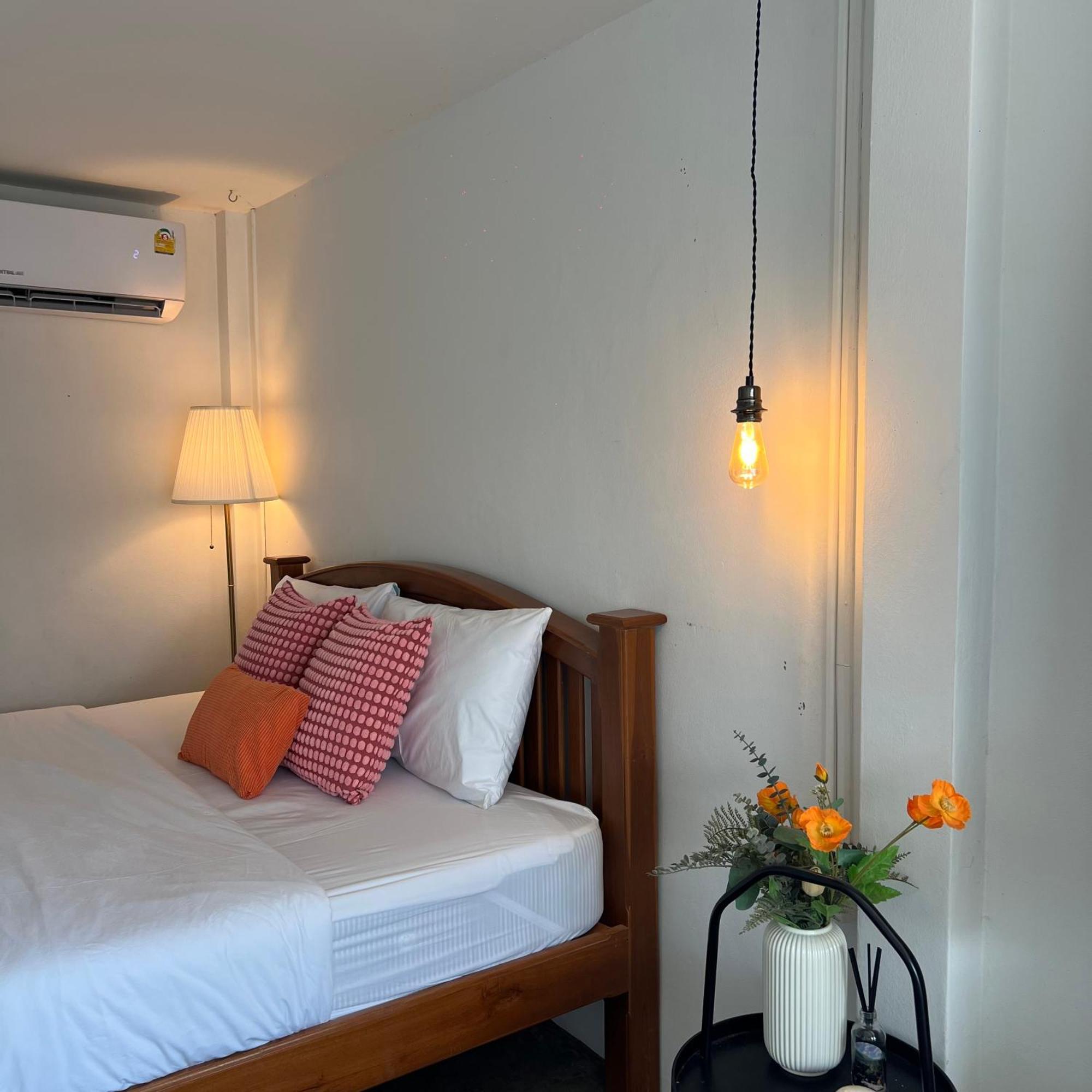 Sawaddeethaweesuk At Kohlarn Apartman Szoba fotó