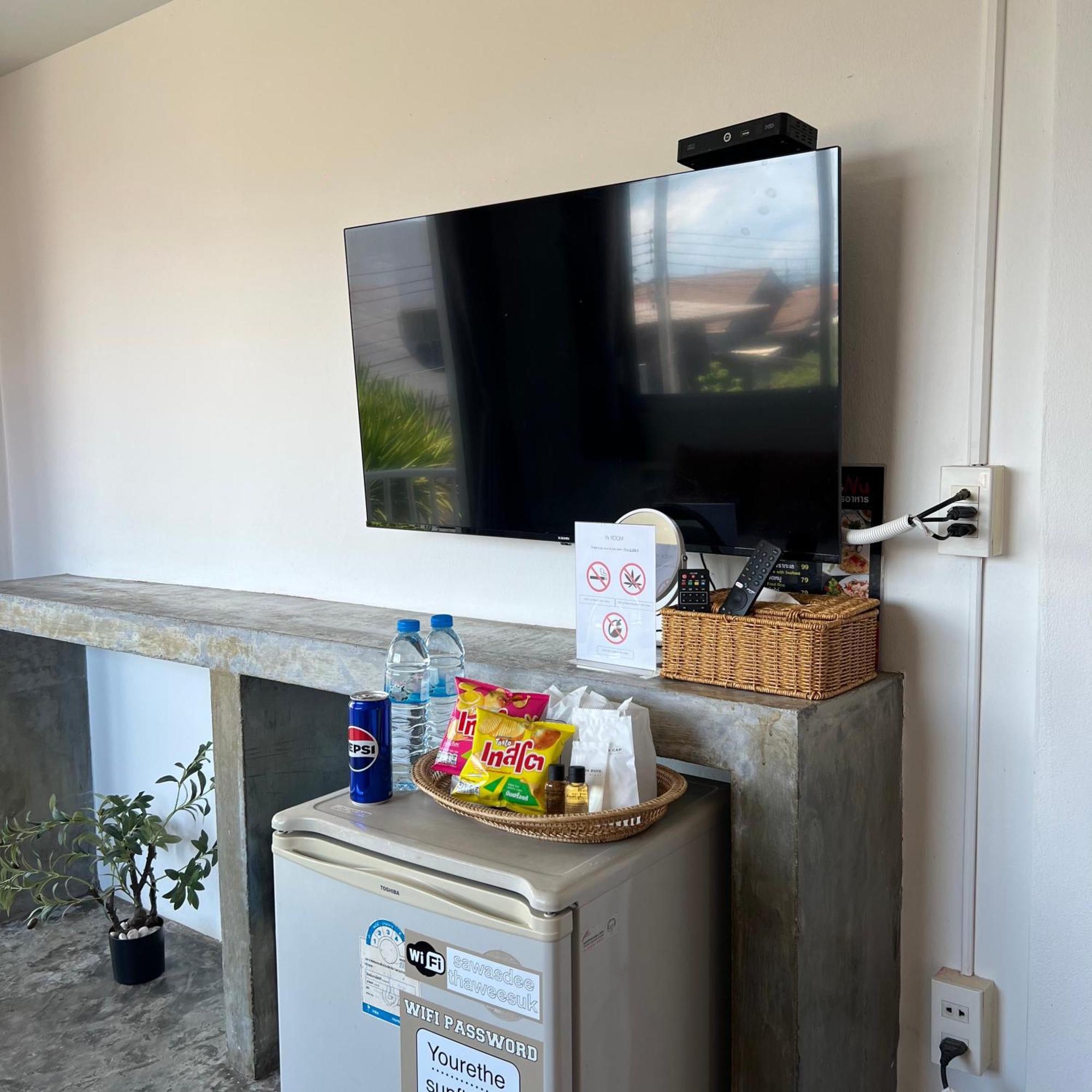 Sawaddeethaweesuk At Kohlarn Apartman Szoba fotó